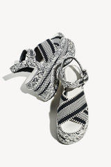 <transcy>CARMEN</transcy>