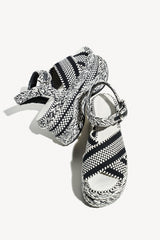 <transcy>CARMEN</transcy>