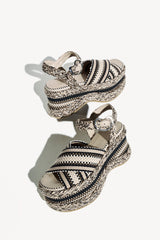 <transcy>CARMEN</transcy>