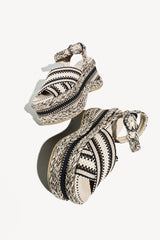 <transcy>CARMEN</transcy>