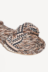 PAULA - strappy flat SANDALS