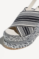 PIA - HIGH PLATFORM SANDALS