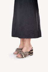 <transcy>SOL</transcy>