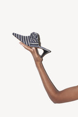 BLANCA - Amambaih-motif fabric mules