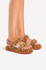 <transcy>MARIA</transcy>