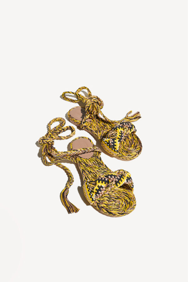 PAULA - strappy flat SANDALS
